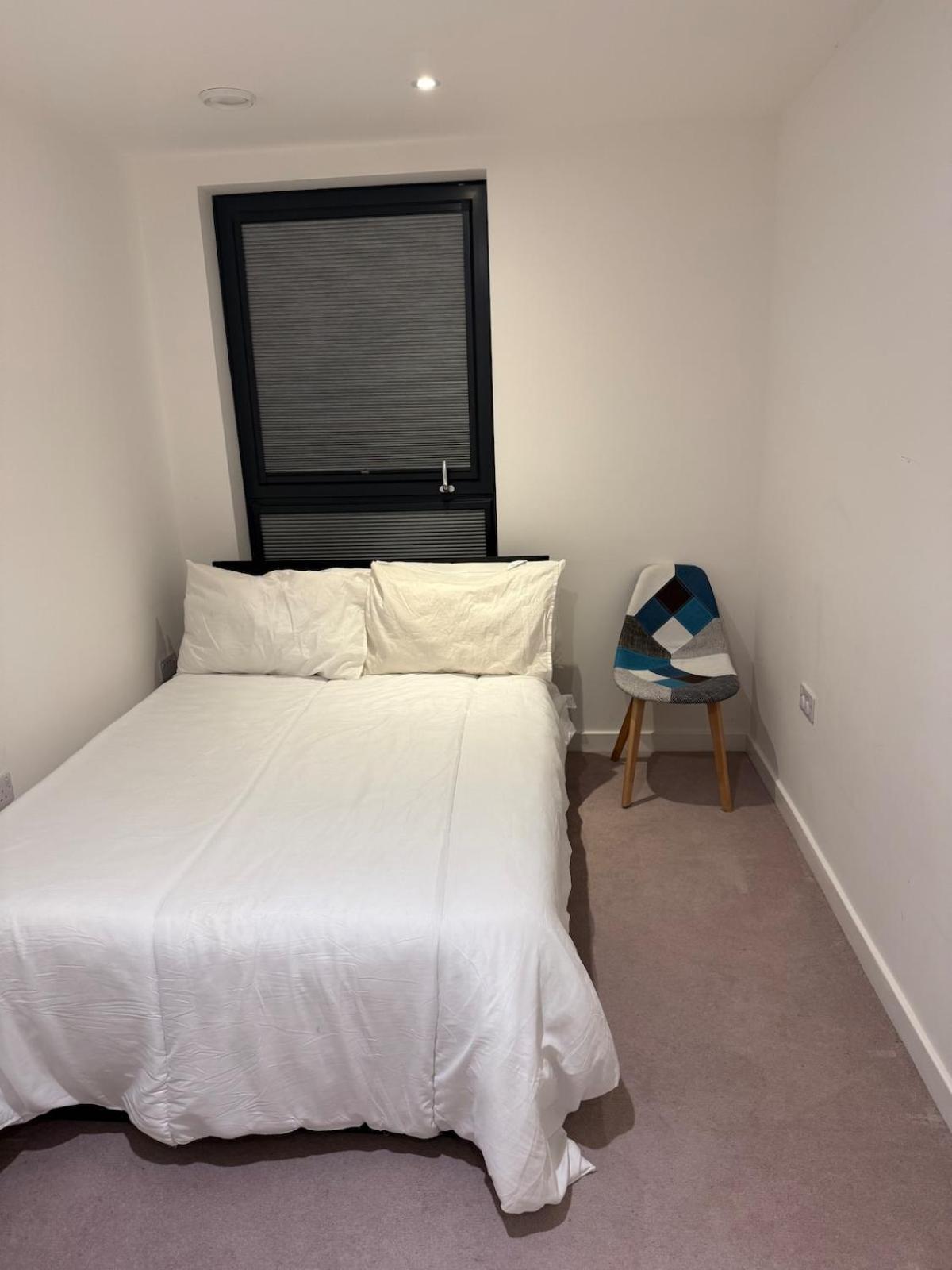 New 2 Bed Apartment Greenwich Londra Esterno foto