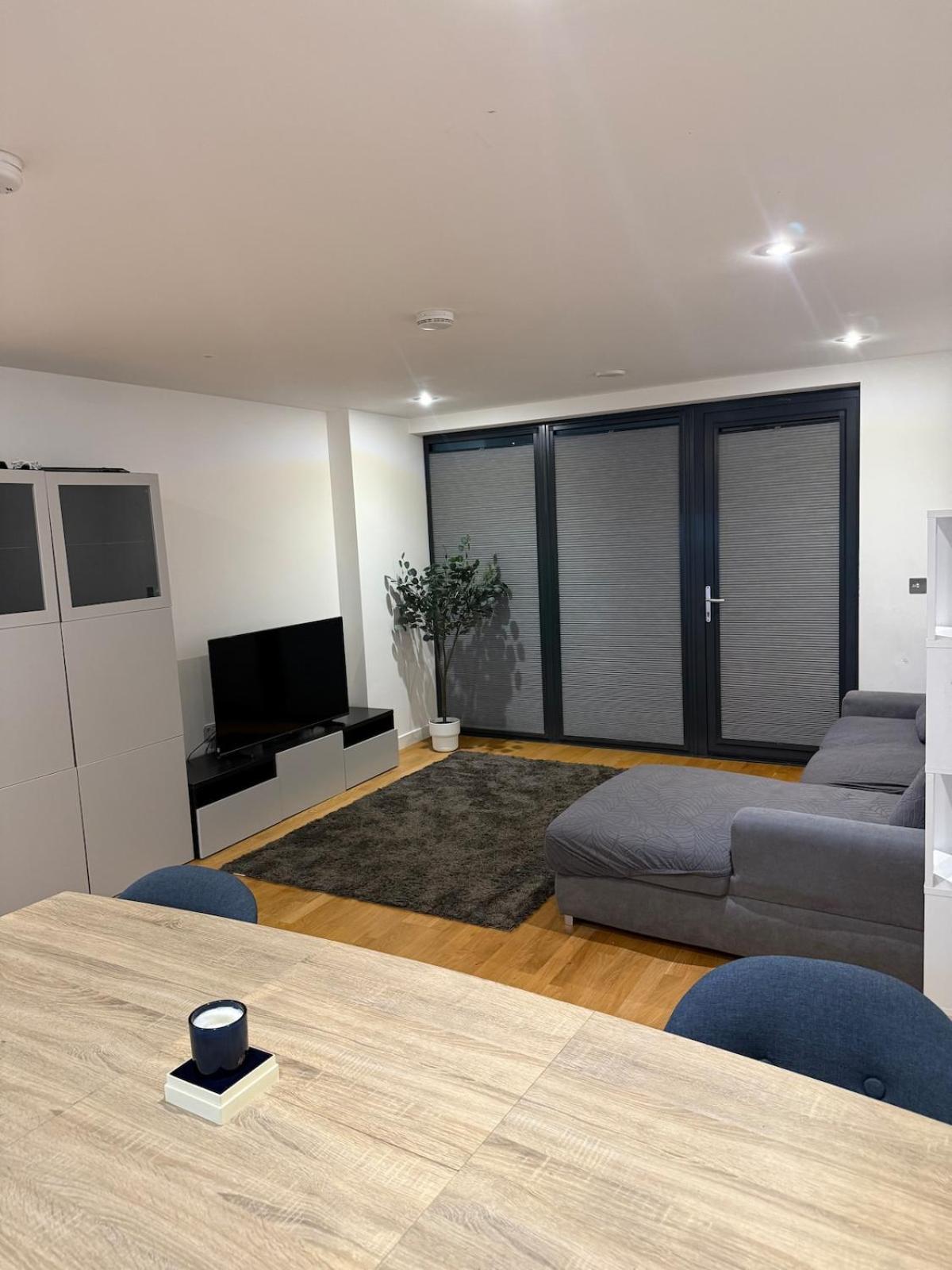 New 2 Bed Apartment Greenwich Londra Esterno foto